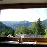 Latschen - *