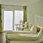 菲林拉斯晨公寓 公寓 *